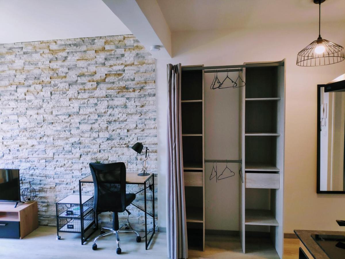 Charmant Studio, Coeur De Ville Нарбонна Экстерьер фото